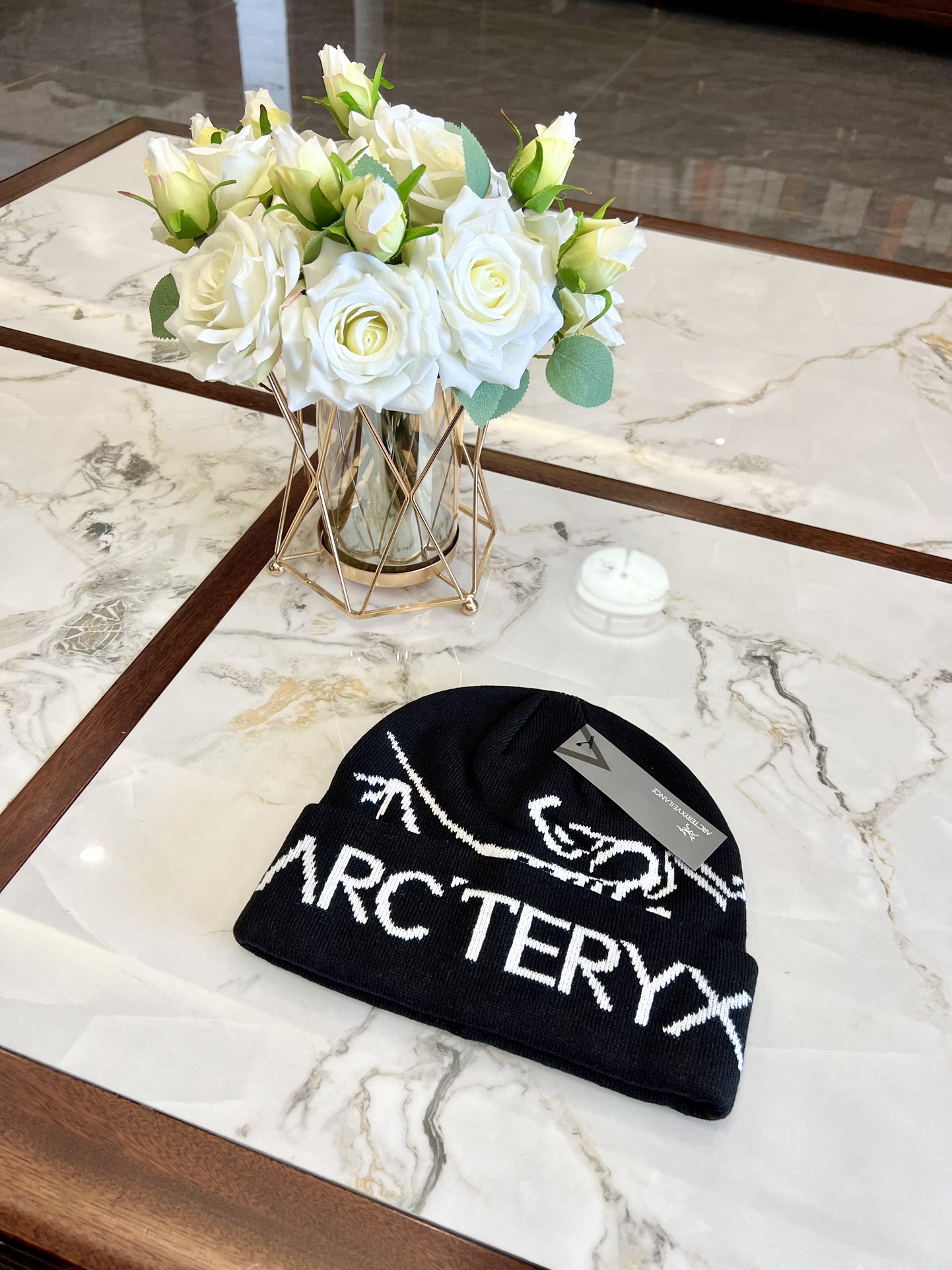 ARC'TERYX hat model 23